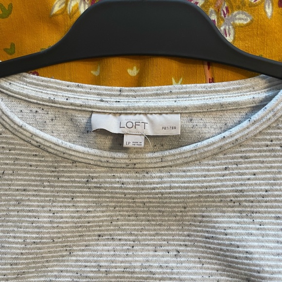 Loft top - Picture 2 of 2